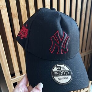 NYC black and red cap